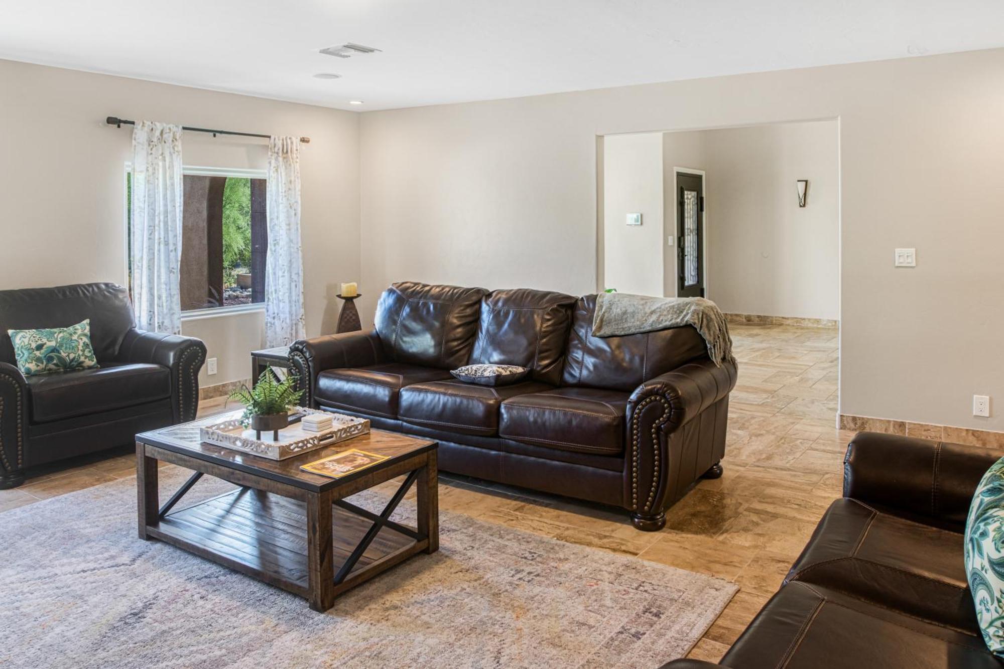 Spacious 4br Private Retreat * Tucson
