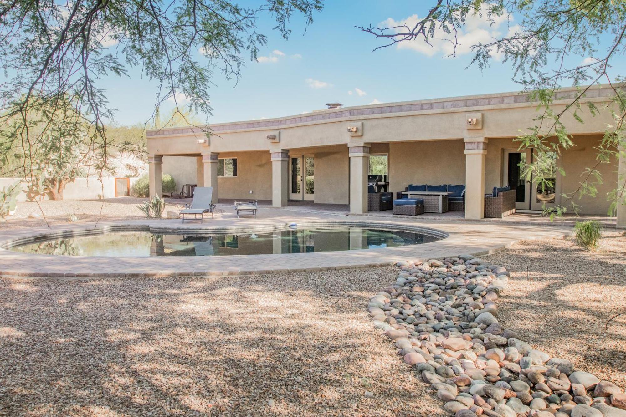 Spacious 4br Private Retreat